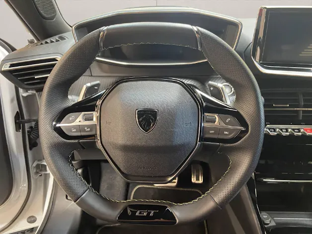 Peugeot 2008 1.2 Hybrid 145 GT