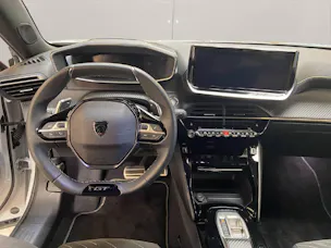 Peugeot 2008 1.2 Hybrid 145 GT