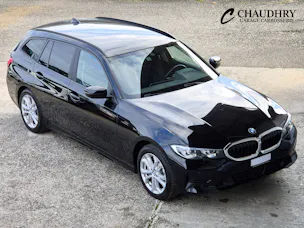 BMW 330e x DriveTouring Steptronic
