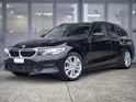 BMW 330e x DriveTouring Steptronic