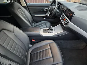 BMW 330e x DriveTouring Steptronic