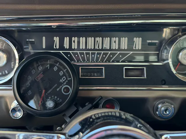 FORD V8 Fastback 302