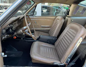 Ford V8 Fastback 302