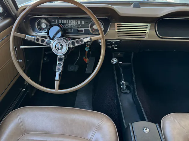 FORD V8 Fastback 302