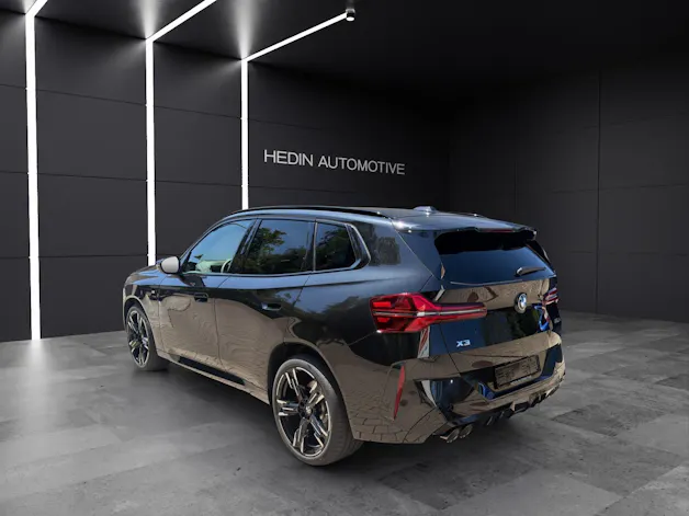 BMW X3 M50i