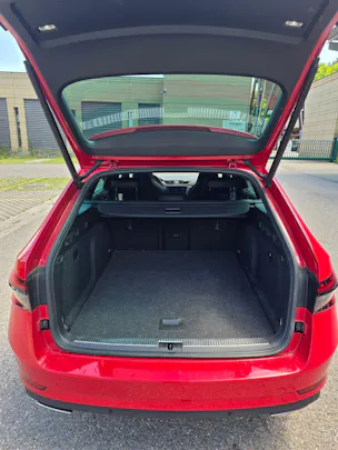 SKODA Superb Combi 2.0 TSI 280 SportLine 4x4 DSG