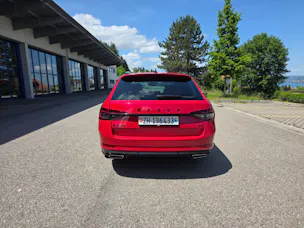 SKODA Superb Combi 2.0 TSI 280 SportLine 4x4 DSG