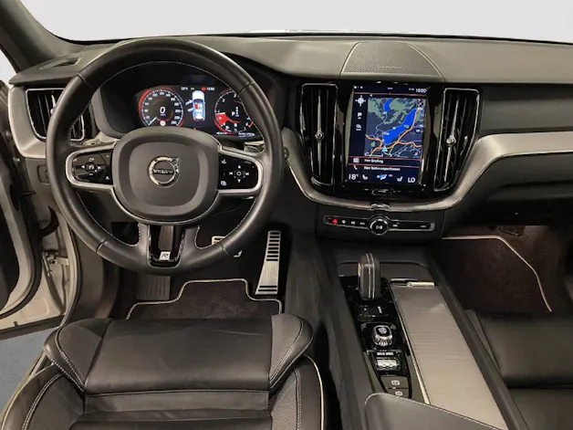 Volvo XC60 2.0 B5 MH R-Design AWD