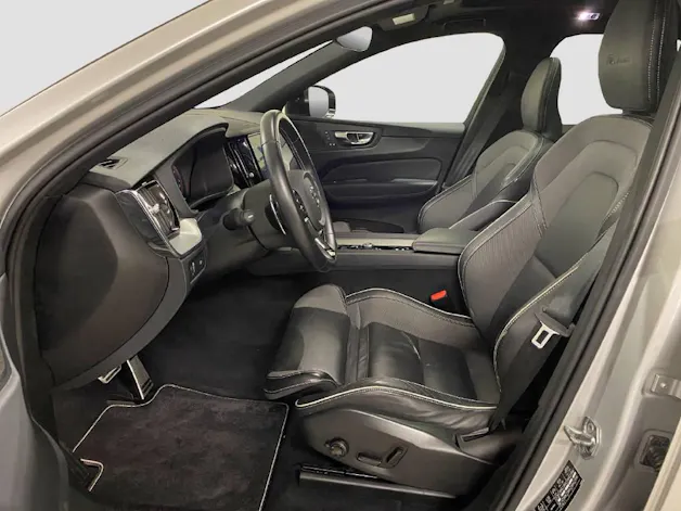 Volvo XC60 2.0 B5 MH R-Design AWD
