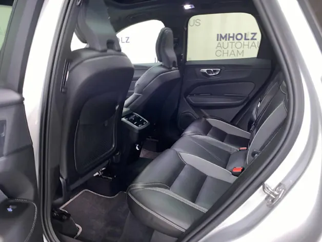 Volvo XC60 2.0 B5 MH R-Design AWD