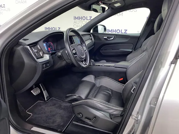 Volvo XC60 2.0 B5 MH R-Design AWD