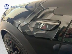 https://vehicle.imgix.net/4410446/c1680671-1466-4d9e-824a-520135a4b623.jpg