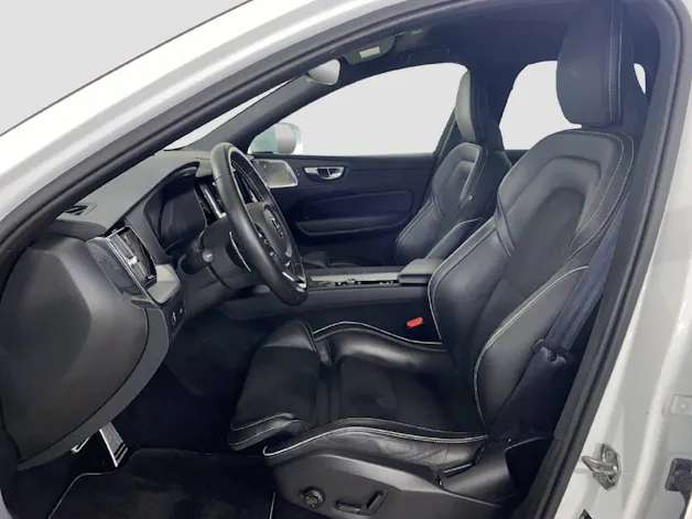 Volvo XC60 2.0 D4 R-Design AWD
