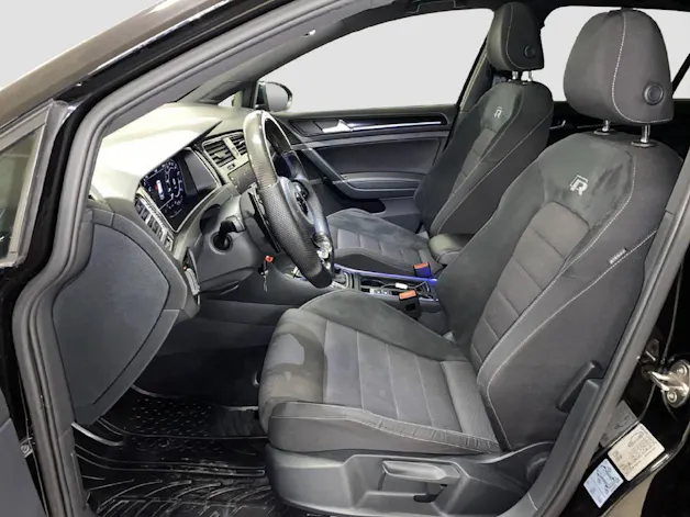 VW Golf VII 2.0 TSI R DSG 4motion