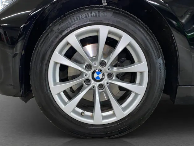 BMW 320d xDrive Touring