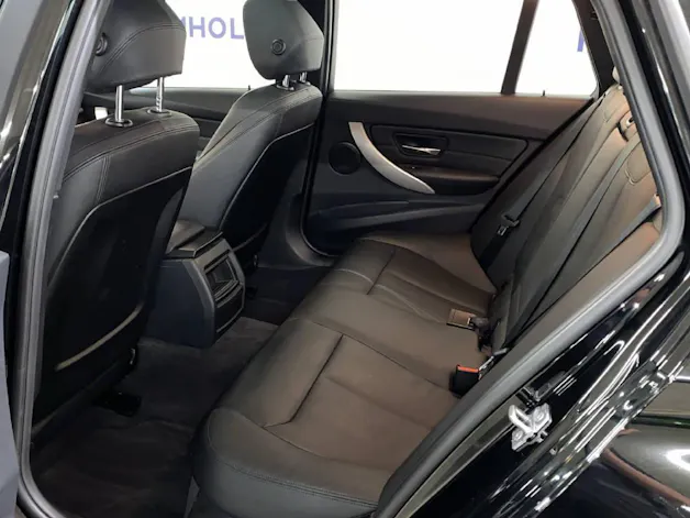 BMW 320d xDrive Touring