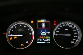 https://vehicle.imgix.net/4410454/2c574eb3-8f5e-4952-b75e-2d6cfd708527.jpg