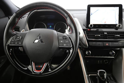 MITSUBISHI ECLIPSE CROSS 5