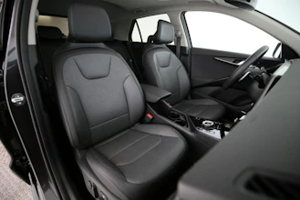 https://vehicle.imgix.net/4410465/37df0580-d0a5-4bcf-b795-2f4c2ab608b7.jpg