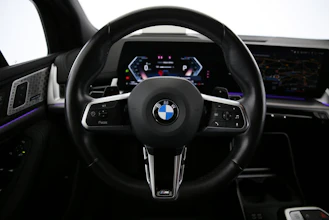 https://vehicle.imgix.net/4410473/5b73c4be-47af-4e37-9cf4-cf1b946c98c8.jpg