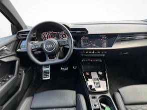 https://vehicle.imgix.net/4410474/49c33129-200c-4a18-90f0-6c09b42a1d0a.jpg