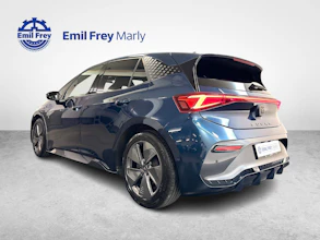 https://vehicle.imgix.net/4410499/2f8c645d-1f0b-40a3-b7ed-f4e971d8644a.jpg