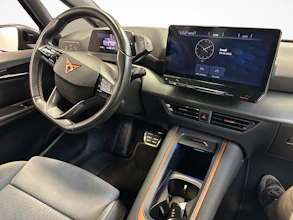 https://vehicle.imgix.net/4410499/688f7bf1-8752-46f1-a563-b02e37e6e8eb.jpg