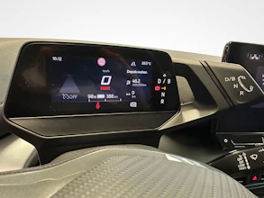 https://vehicle.imgix.net/4410499/a2bbb55d-5de7-4168-95f1-fdbe455a42c2.jpg