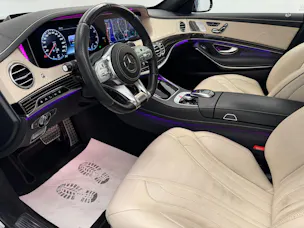 Mercedes-Benz S 560 V8 AMG Line 4matic lang