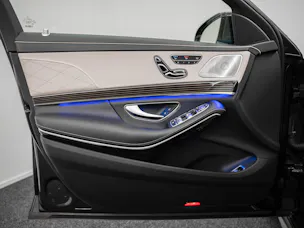 MERCEDES-BENZ S 560 V8 AMG Line 4matic lang