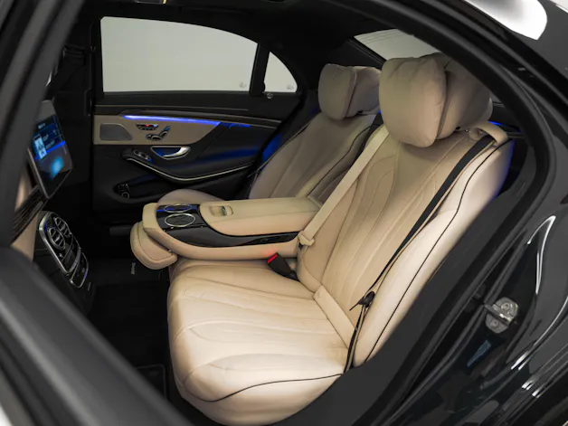 MERCEDES-BENZ S 560 V8 AMG Line 4matic lang