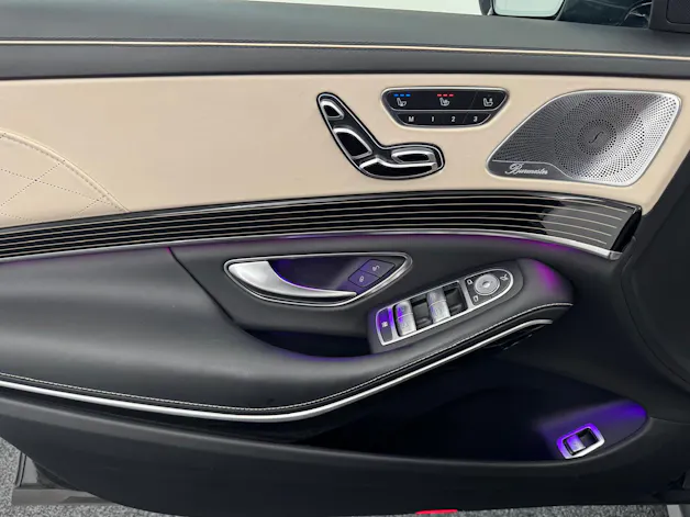 Mercedes-Benz S 560 V8 AMG Line 4matic lang