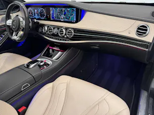 Mercedes-Benz S 560 V8 AMG Line 4matic lang