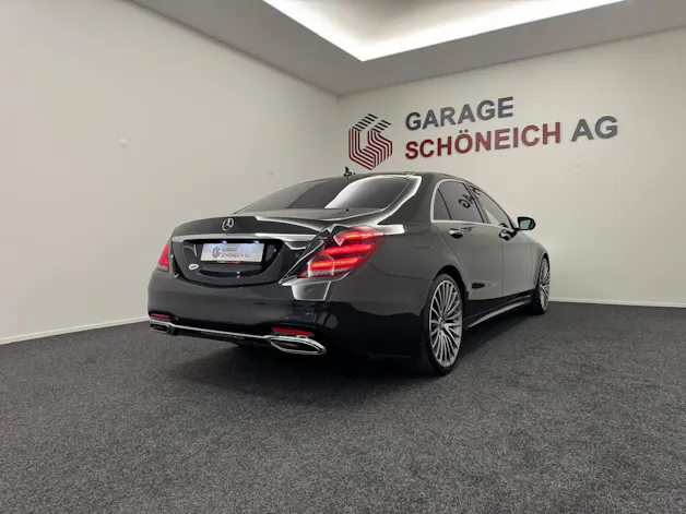 Mercedes-Benz S 560 V8 AMG Line 4matic lang