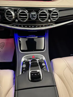 Mercedes-Benz S 560 V8 AMG Line 4matic lang