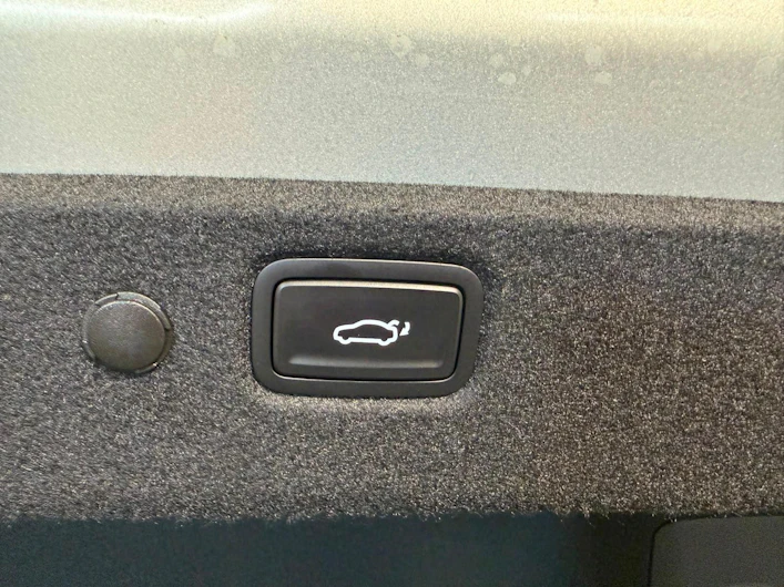 image du véhicule KIA EV4