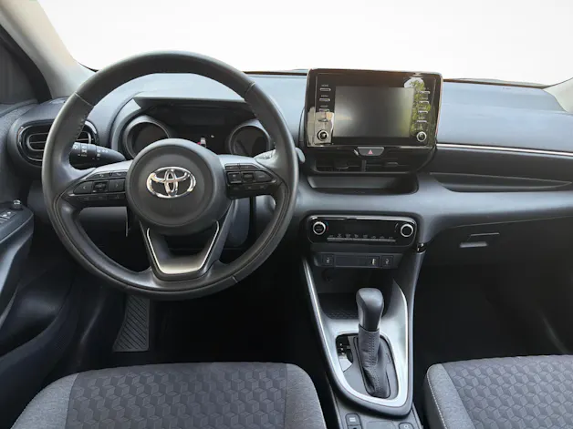 Toyota Yaris 1.5 VVT-i HSD Trend