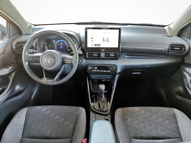 Toyota Yaris 1.5 VVT-i HSD Trend