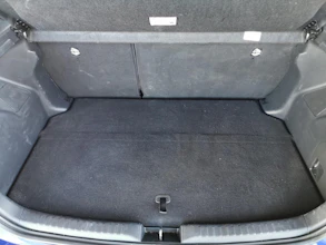 https://vehicle.imgix.net/4410574/b3f05fc5-8fb5-48a9-8c51-b1a9c1c121a9.jpg