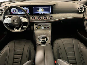 https://vehicle.imgix.net/4410584/ca430d6e-1d54-49be-8efa-ec97953837de.jpg
