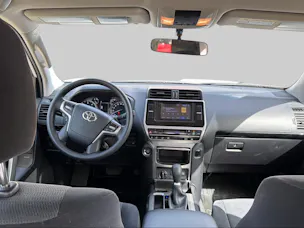 Toyota Land Cruiser 2.8 D 204 Profi