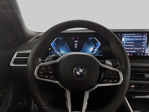 BMW 330e xDrive Touring M Sport
