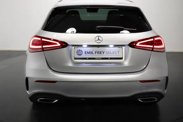 MERCEDES-BENZ A 250 e AMG Line