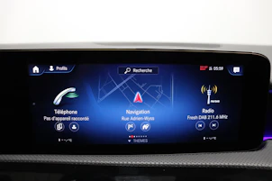 Fahrzeugbild MERCEDES-BENZ A 250 e AMG Line