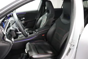 MERCEDES-BENZ A 250 e AMG Line
