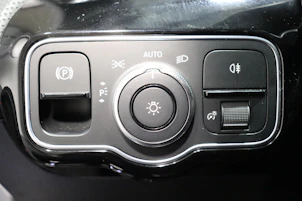 Fahrzeugbild MERCEDES-BENZ A 250 e AMG Line