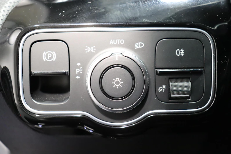 image du véhicule MERCEDES-BENZ A 250