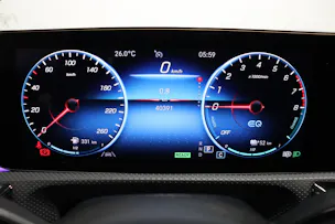 MERCEDES-BENZ A 250 e AMG Line