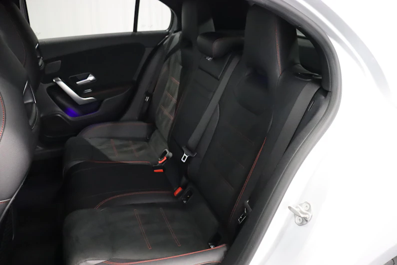 image du véhicule MERCEDES-BENZ A 250