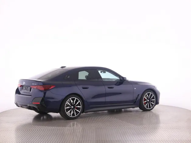 BMW i4 xDrive40
